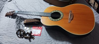 6 String Ovation - Serial: 012962 Model: 1111-4